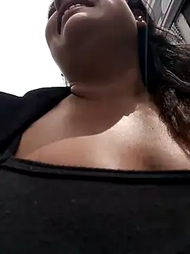 Snapshot of DULCE__26 chatting on March 4, 2025, 6:07 pm DULCE 26 online show from March 4, 2025, 6:07 pm