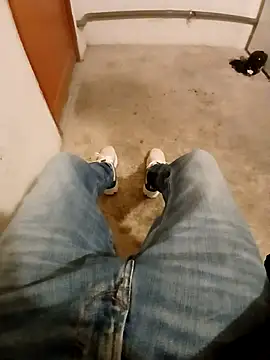 Snapshot of casper0303 chatting on December 20, 2025, 4:14 pm casper0303 online show from December 20, 2025, 4:14 pm