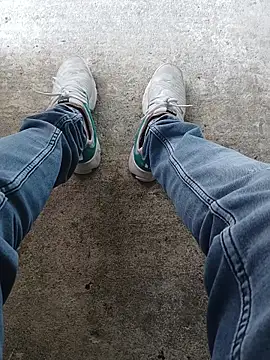 Snapshot of casper0303 chatting on February 24, 2026, 10:24 am casper0303 online show from February 24, 2026, 10:24 am