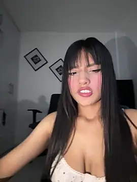 Dulceeany online show from October 27, 2025, 2:26 am