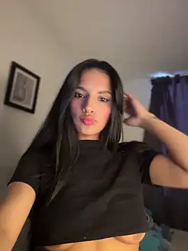 Dulceeany online show from May 28, 2026, 8:28 pm