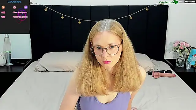 CatmintLush online show from May 28, 2026, 11:46 pm