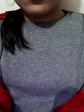 Snapshot of Riyu_05 chatting on December 31, 2024, 6:59 am Riyu 05 online show from December 31, 2024, 6:59 am