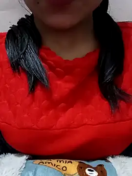 Snapshot of Riyu_05 chatting on January 7, 2025, 7:42 am Riyu 05 online show from January 7, 2025, 7:42 am