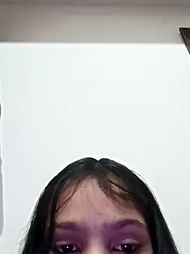 Snapshot of Riyu_05 chatting on January 22, 2025, 6:20 am Riyu 05 online show from January 22, 2025, 6:20 am