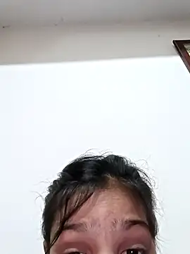 Snapshot of Riyu_05 chatting on February 15, 2025, 7:16 am Riyu 05 online show from February 15, 2025, 7:16 am