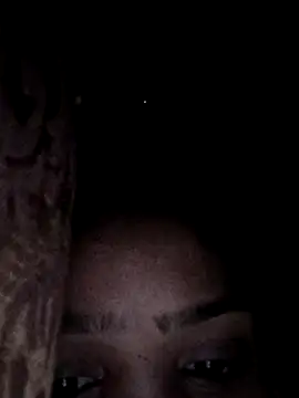 Snapshot of Riyu_05 chatting on February 21, 2025, 7:10 pm Riyu 05 online show from February 21, 2025, 7:10 pm