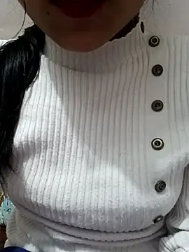 Snapshot of Riyu_05 chatting on February 28, 2025, 9:47 am Riyu 05 online show from February 28, 2025, 9:47 am