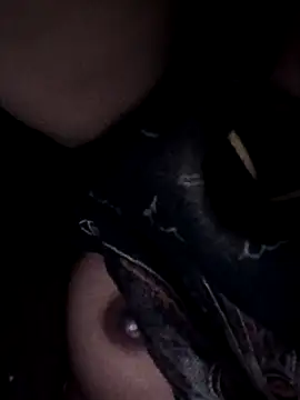 Snapshot of Riyu_05 chatting on March 1, 2025, 6:54 pm Riyu 05 online show from March 1, 2025, 6:54 pm