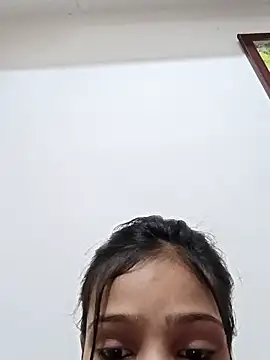 Snapshot of Riyu_05 chatting on March 22, 2025, 6:43 am Riyu 05 online show from March 22, 2025, 6:43 am