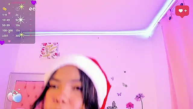 Snapshot of LaurinMonroe chatting on December 7, 2024, 6:04 pm LaurinMonroe online show from December 7, 2024, 6:04 pm