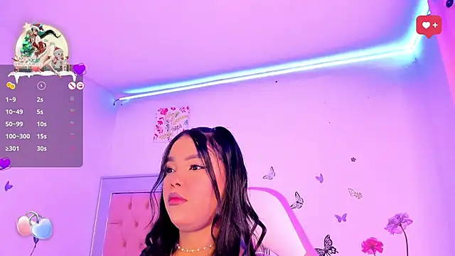 Snapshot of LaurinMonroe chatting on December 28, 2024, 12:15 am LaurinMonroe online show from December 28, 2024, 12:15 am