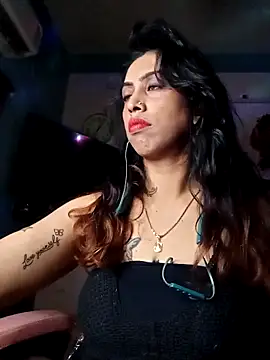 Lavender22 online show from October 12, 2025, 7:13 pm