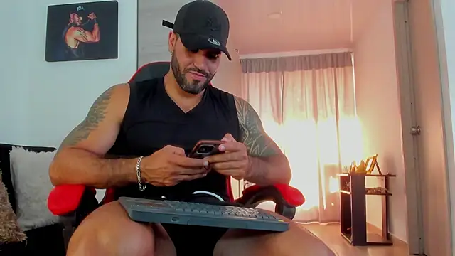 SamirHazard97 online show from April 16, 2026, 9:39 pm