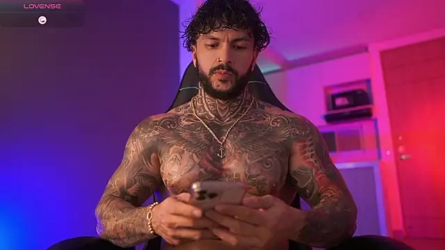 Snapshot of mariano_costa chatting on October 29, 2025, 4:15 am mariano costa online show from October 29, 2025, 4:15 am