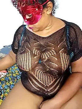 Snapshot of Chanel_Blue_Sl chatting on February 23, 2025, 6:39 am Chanel Blue Sl online show from February 23, 2025, 6:39 am