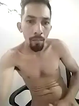 Snapshot of Emilio2034 chatting on February 21, 2025, 1:55 pm Emilio2034 online show from February 21, 2025, 1:55 pm