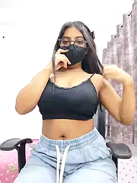 Snapshot of sanaya_baby chatting on October 23, 2025, 10:58 am sanaya baby online show from October 23, 2025, 10:58 am