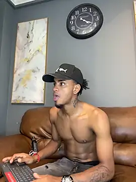 AaronCruz  online show from January 20, 2025, 7:46 pm