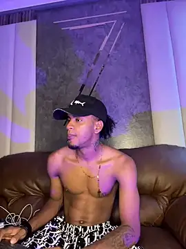 AaronCruz  online show from March 17, 2025, 7:26 pm