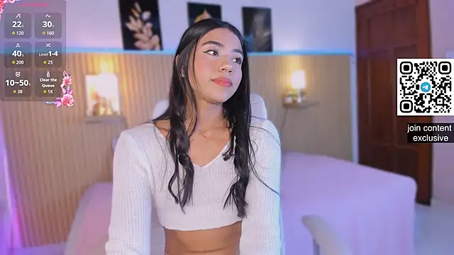 Snapshot of Harmony_Malkova chatting on November 9, 2025, 11:25 pm Harmony Malkova online show from November 9, 2025, 11:25 pm