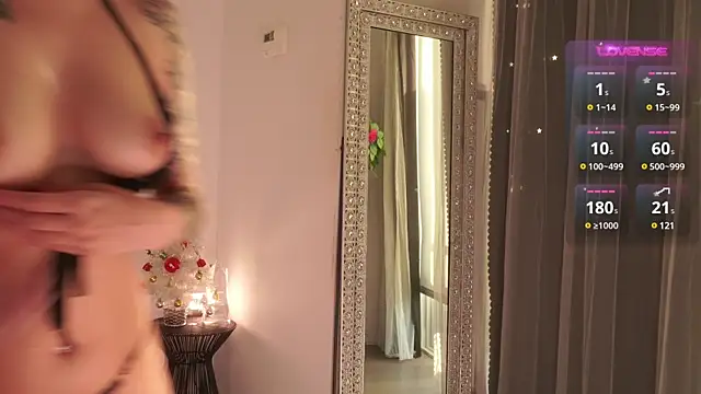 Mysticxkitty online show from December 13, 2024, 8:04 pm