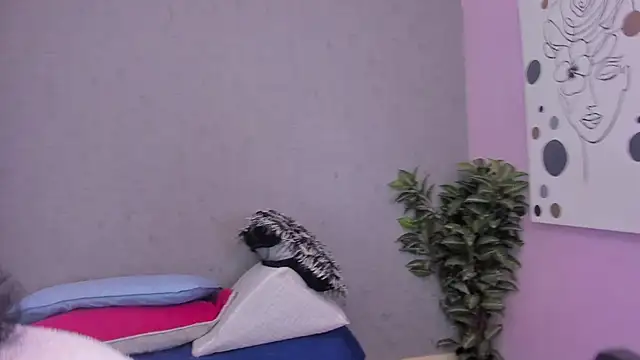 Snapshot of Tiffany_mendez chatting on March 20, 2026, 12:10 pm Tiffany mendez online show from March 20, 2026, 12:10 pm