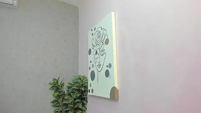 Snapshot of Tiffany_mendez chatting on April 4, 2026, 12:02 pm Tiffany mendez online show from April 4, 2026, 12:02 pm