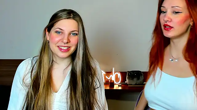 Snapshot of Annie_aww chatting on February 7, 2025, 1:04 am Annie aww online show from February 7, 2025, 1:04 am