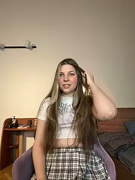 Snapshot of Annie_aww chatting on March 15, 2025, 7:05 pm Annie aww online show from March 15, 2025, 7:05 pm