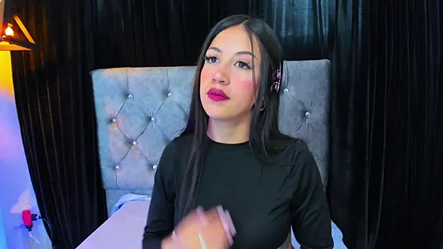 Snapshot of JulessCornett chatting on March 5, 2025, 8:21 pm JulessCornett online show from March 5, 2025, 8:21 pm