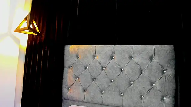 Snapshot of JulessCornett chatting on March 15, 2025, 2:56 am JulessCornett online show from March 15, 2025, 2:56 am