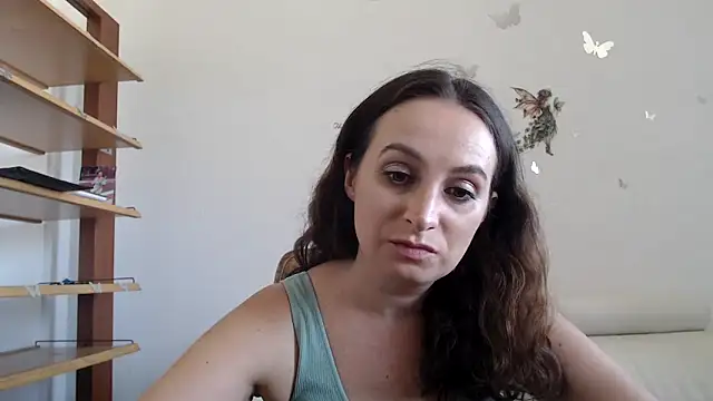 Snapshot of AskMeStandUp chatting on September 21, 2025, 11:12 am AskMeStandUp online show from September 21, 2025, 11:12 am