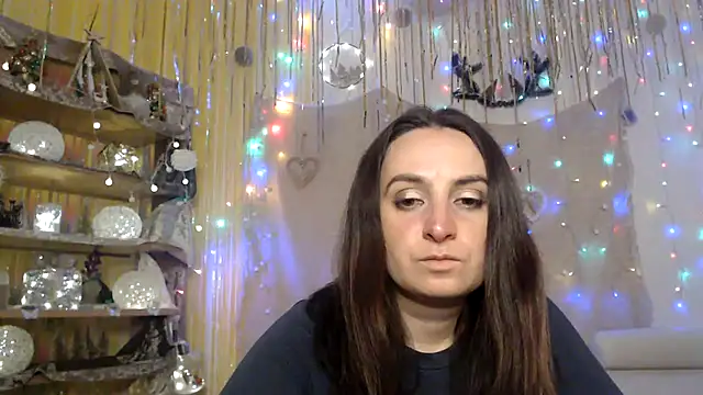 Snapshot of AskMeStandUp chatting on January 14, 2026, 9:20 pm AskMeStandUp online show from January 14, 2026, 9:20 pm