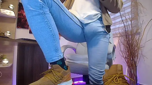 alessandro wye online show from March 13, 2025, 12:35 pm