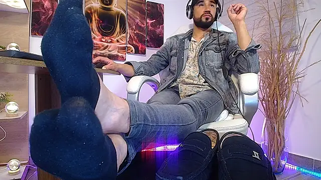 alessandro wye online show from March 14, 2025, 5:59 am