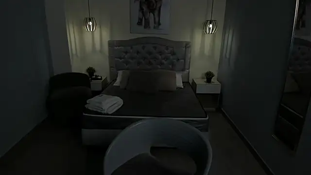 escarleth   online show from September 9, 2025, 1:43 pm