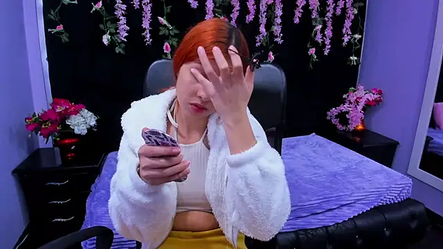 Paris Petit online show from November 9, 2025, 3:43 pm