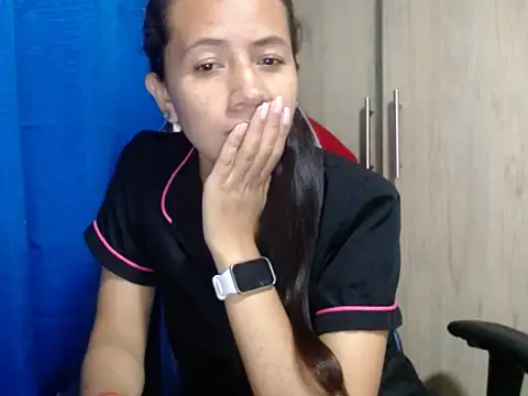 Erotic latina online show from December 14, 2025, 12:27 am