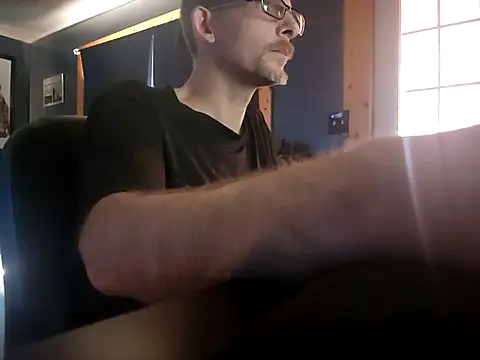 Snapshot of MysteriousFire23 chatting on March 20, 2025, 9:46 pm MysteriousFire23 online show from March 20, 2025, 9:46 pm