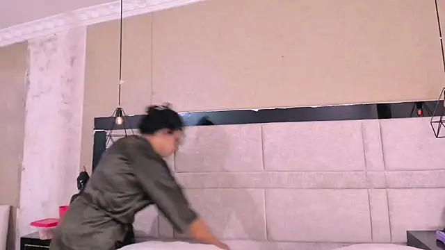 kimCosseyy online show from February 19, 2026, 3:57 am