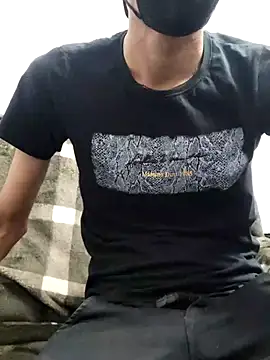 Snapshot of Habibi_big_b chatting on February 23, 2025, 4:35 pm Habibi big b online show from February 23, 2025, 4:35 pm