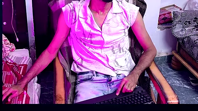 Snapshot of Habibi_big_b chatting on September 9, 2025, 6:07 pm Habibi big b online show from September 9, 2025, 6:07 pm