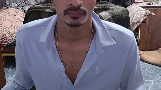 Snapshot of Habibi_big_b chatting on May 6, 2026, 6:30 am Habibi big b online show from May 6, 2026, 6:30 am