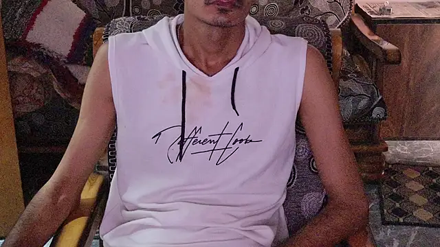 Snapshot of Habibi_big_b chatting on May 11, 2026, 4:18 am Habibi big b online show from May 11, 2026, 4:18 am