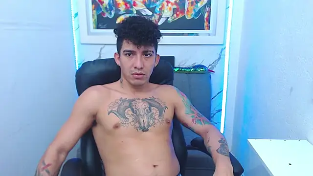 targuerian22 online show from October 17, 2025, 1:53 am