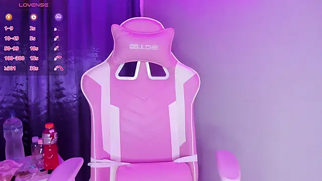 Snapshot of hanna__azumi chatting on January 24, 2025, 2:49 am hanna azumi online show from January 24, 2025, 2:49 am