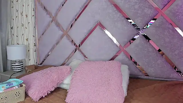 Snapshot of hanna__azumi chatting on February 22, 2025, 3:12 am hanna azumi online show from February 22, 2025, 3:12 am