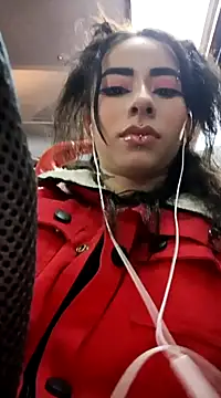 Snapshot of hanna__azumi chatting on March 1, 2025, 3:32 am hanna azumi online show from March 1, 2025, 3:32 am