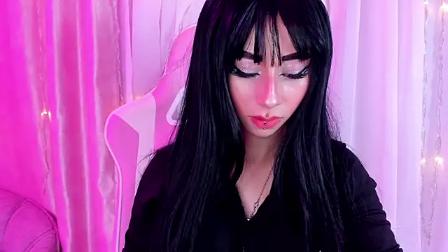 Snapshot of hanna__azumi chatting on March 1, 2025, 6:35 am hanna azumi online show from March 1, 2025, 6:35 am